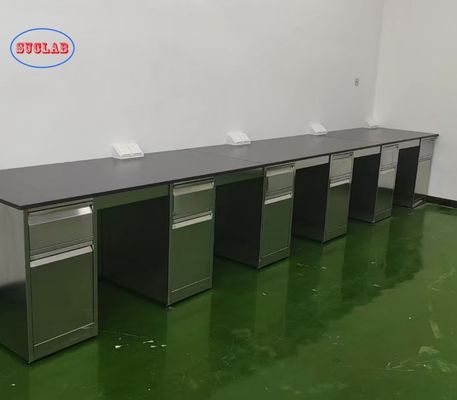 Καλή τιμή Εργοστάσια Εργαστηριακών Πάγκων από ανοξείδωτο χάλυβα κατά παραγγελία, σύμφωνα με σχέδιο και απόδοση για νοσοκομεία & τη βιομηχανία τροφίμων σε απευθείας σύνδεση