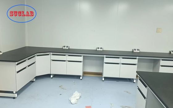 Καλή τιμή Επεξεργαστικό πάγκο χημείας με επιτραπέζια από ηποξυδερμίδα και προσαρμόσιμες διαστάσεις L*1500/750 W *800 /850mm H σε απευθείας σύνδεση